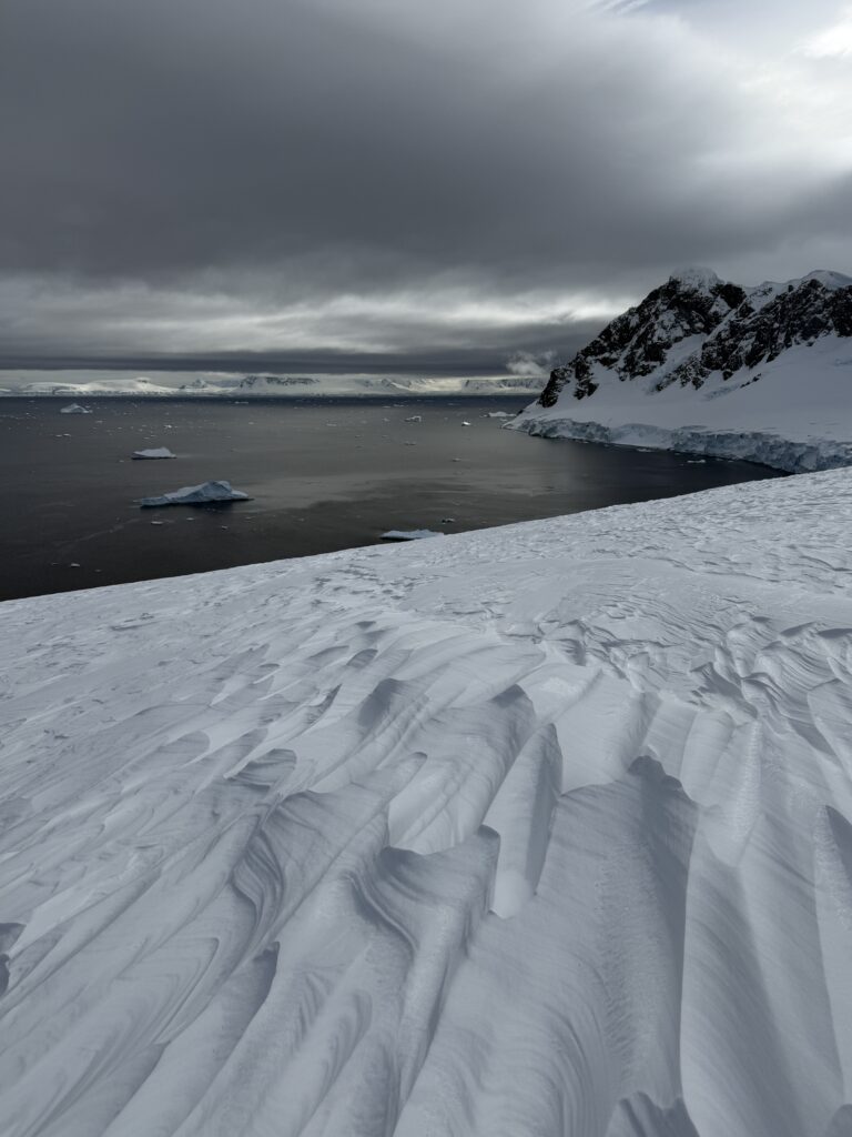 Krajobrazy na Antarktydzie